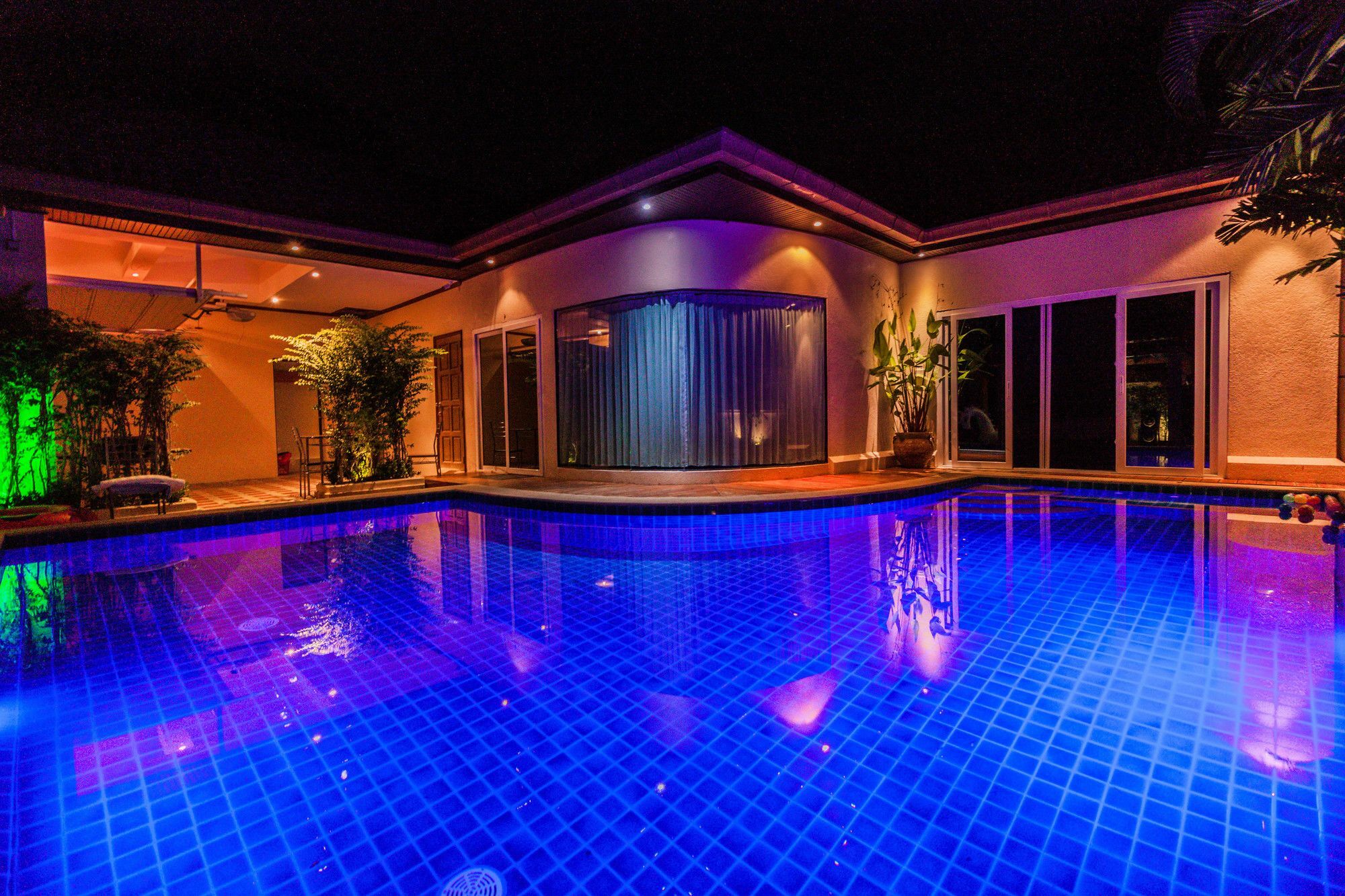 Cosy Beach Pool Villas By Pattaya Sunny Rentals Esterno foto