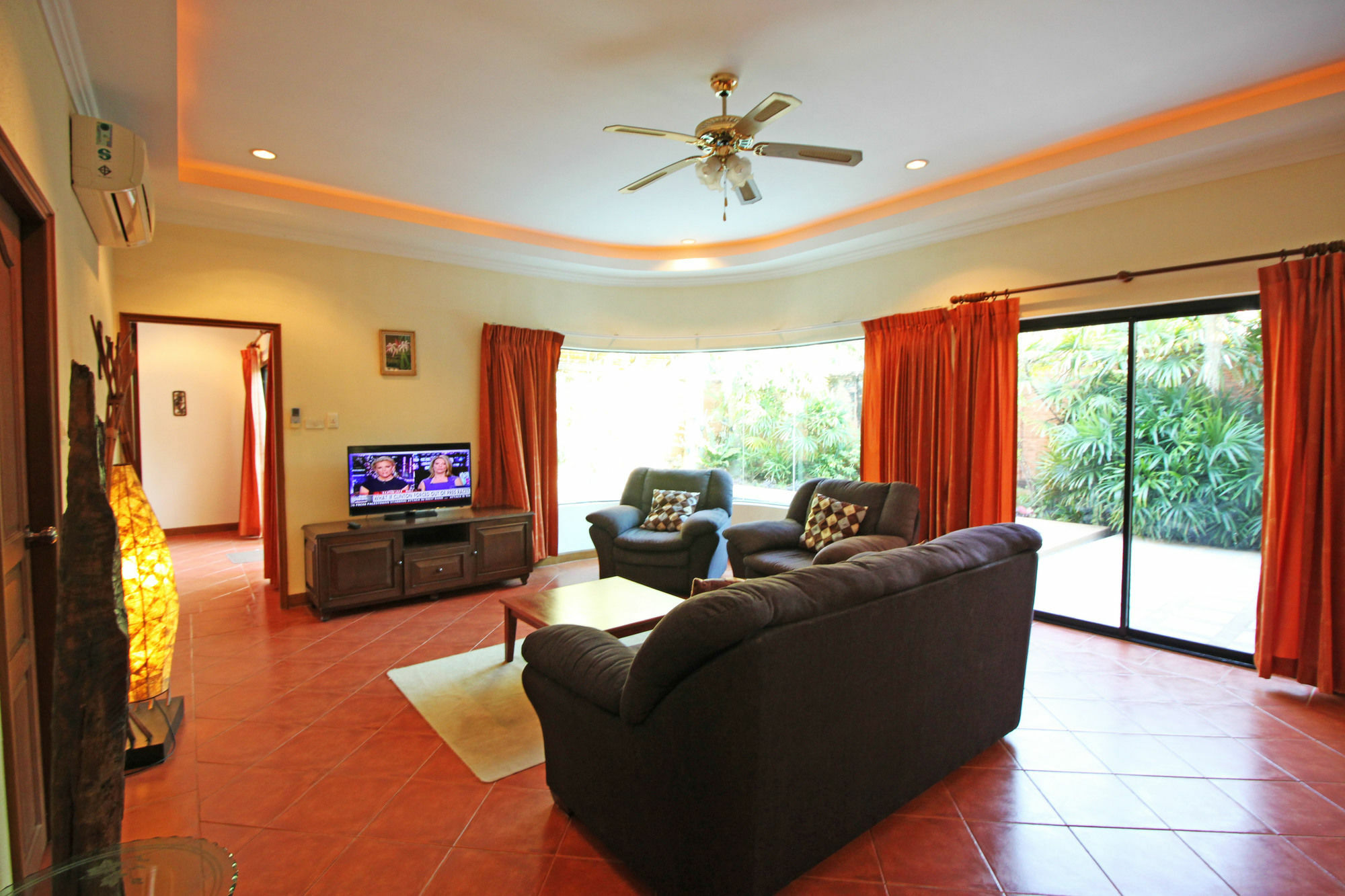 Cosy Beach Pool Villas By Pattaya Sunny Rentals Esterno foto