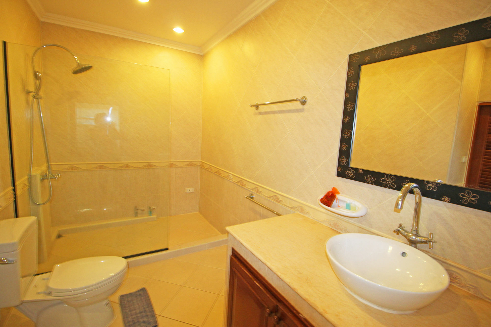 Cosy Beach Pool Villas By Pattaya Sunny Rentals Esterno foto