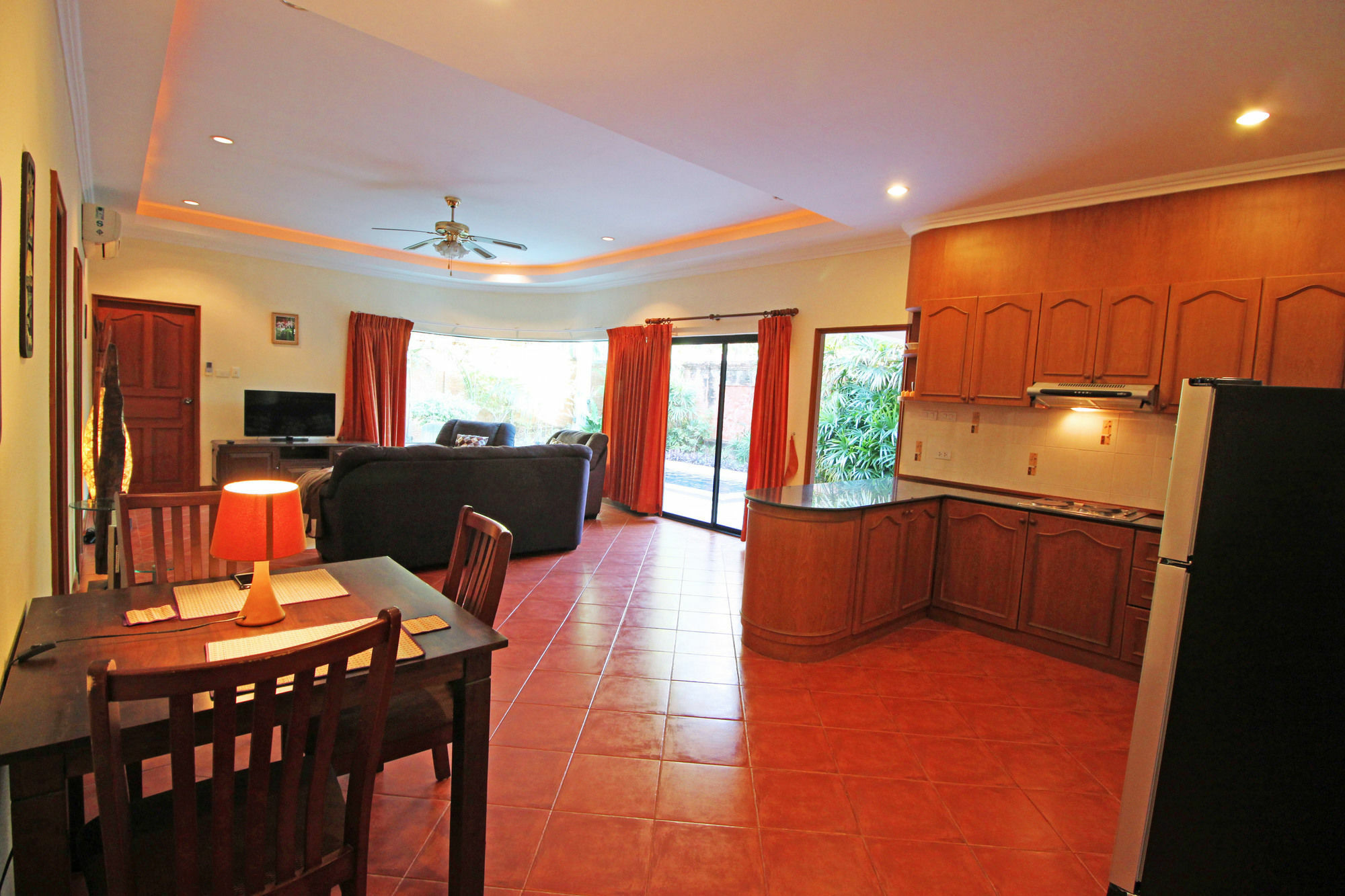 Cosy Beach Pool Villas By Pattaya Sunny Rentals Esterno foto